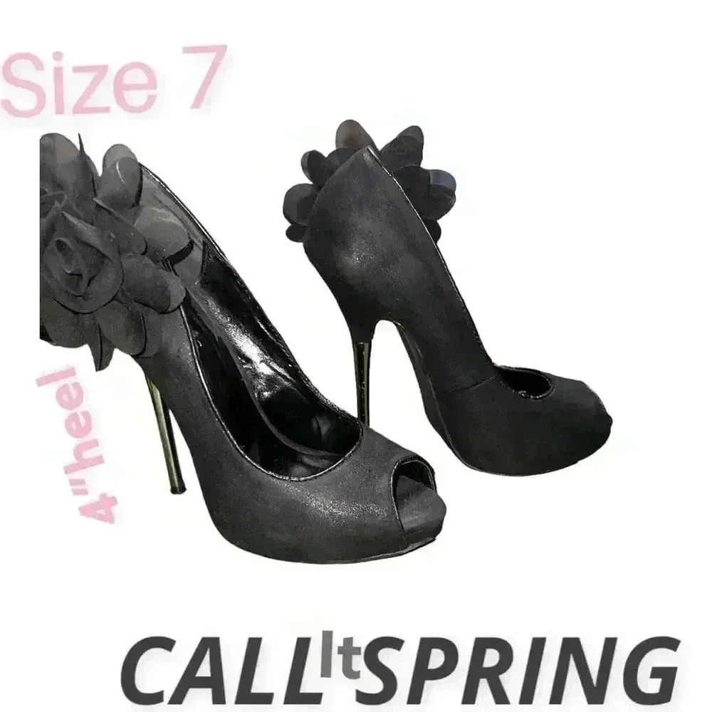Call IT Spring Black Stilettos with beautiful Flower